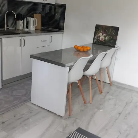 Apartment Tiny At The Castle