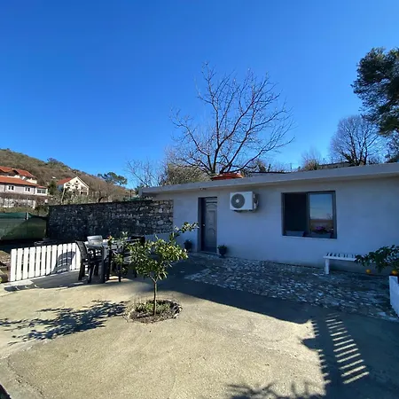 Tiny At The Castle 公寓 *