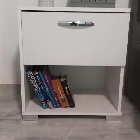 Tiny At The Castle *